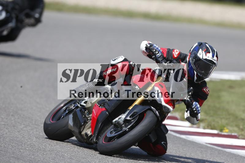 /49 26.08.2025 Cornu Master School ADR/gruen-vert/58